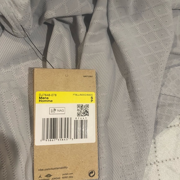 Paris Saint Germain Away Jersey 22/23 Size Small - Picture 5 of 6